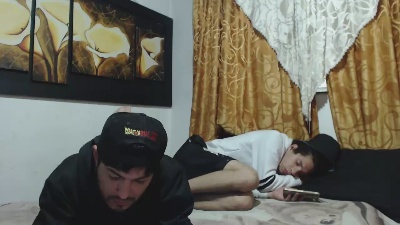 Dark_Couple Live Image