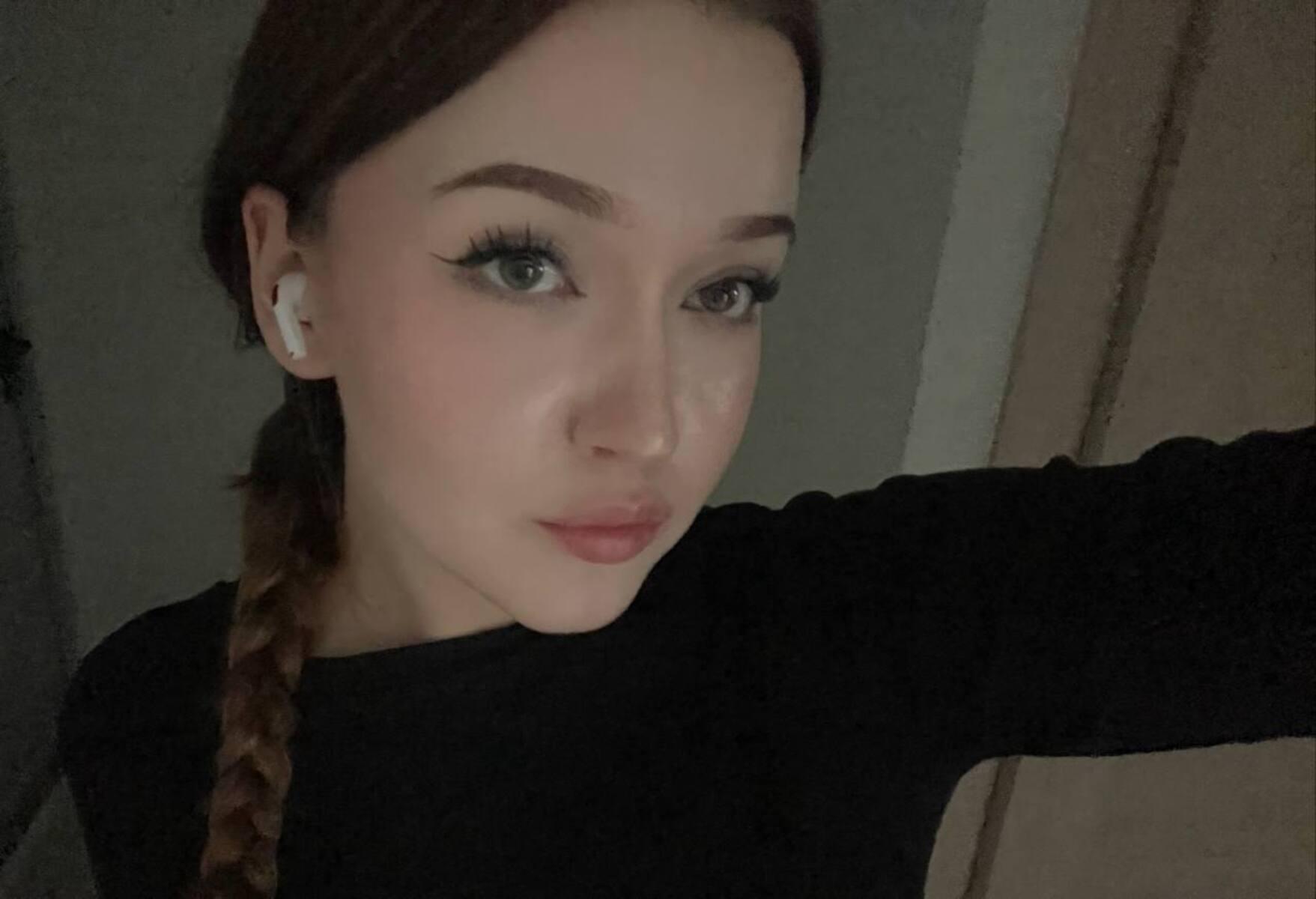 JanelleOtsman Live Image