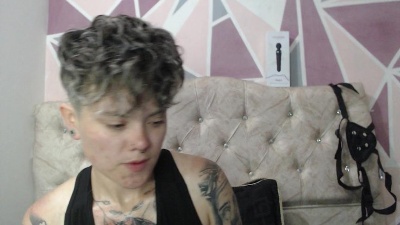 Megan222_ Live Image