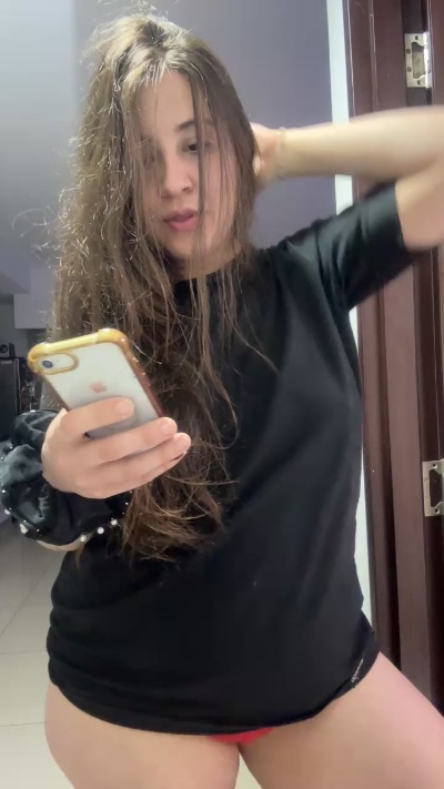 Pradaxxx2 Live Image