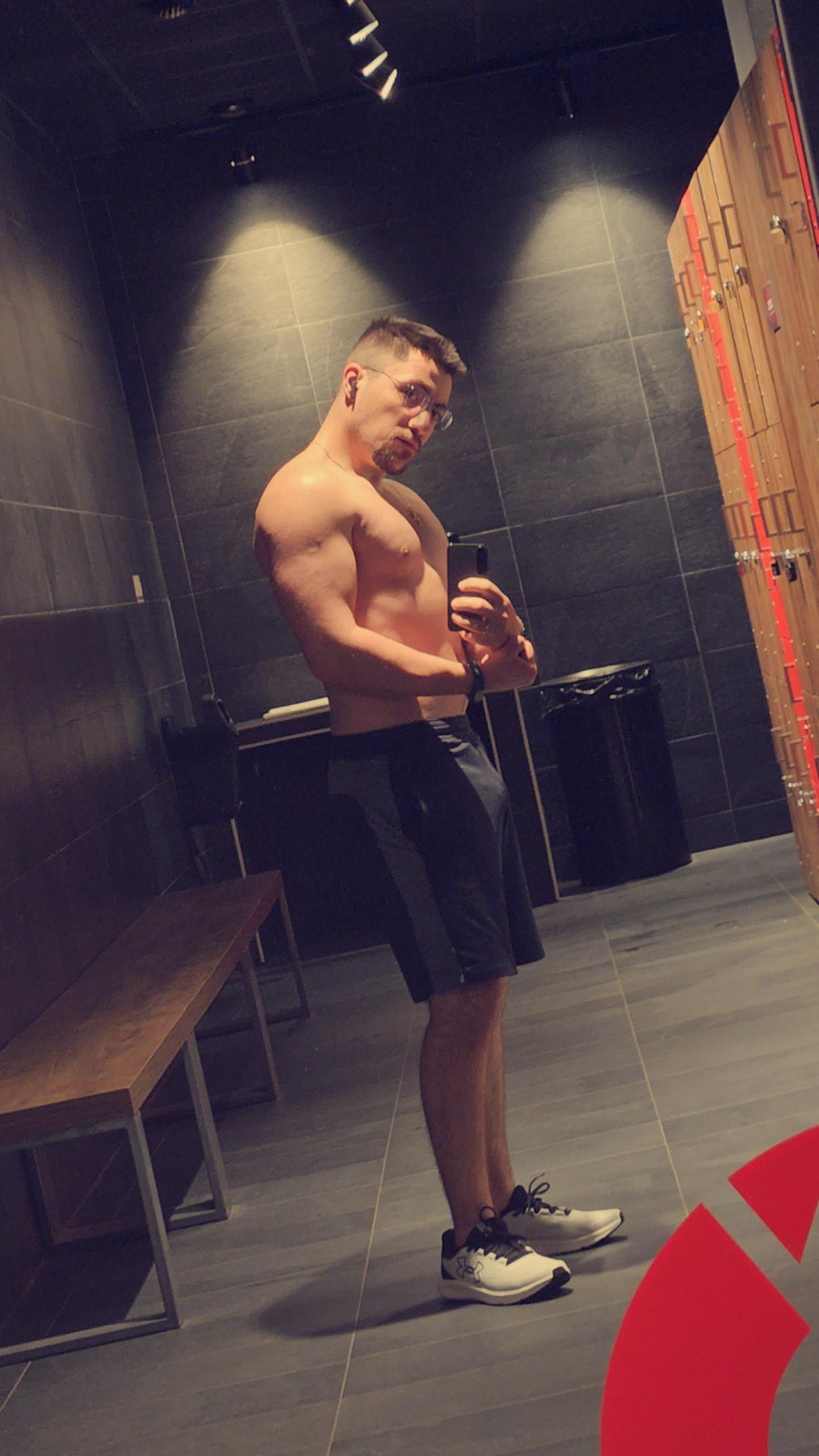 Publicdick97 Live Image