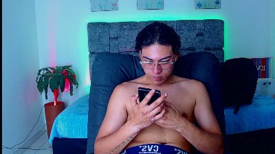 Sensual_Blade Live Image