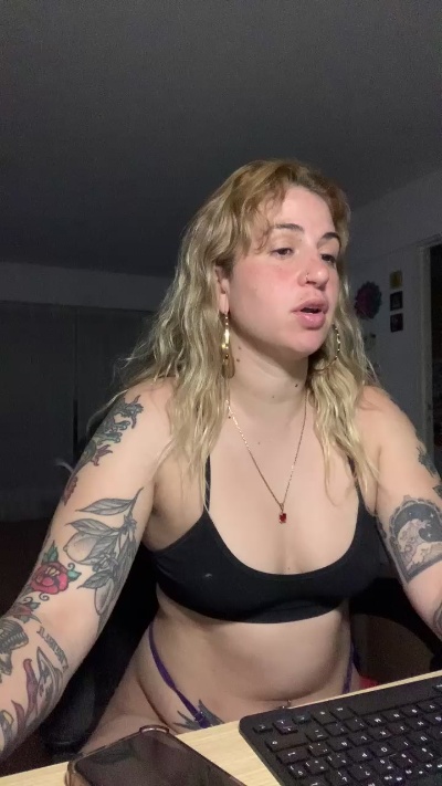 AkariBruna live from Argentina
