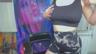 AliceMali_ live from United States