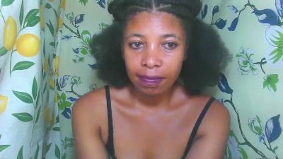 Antoinette35 live from Madagascar