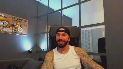AronGrant live from Poland