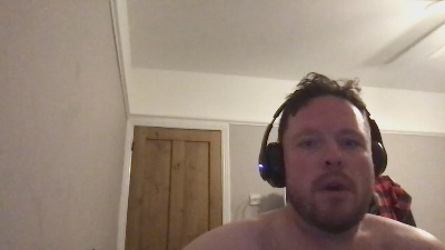 Conrad1982 live from United Kingdom