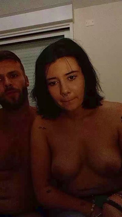 CoupleChaud18 live from France