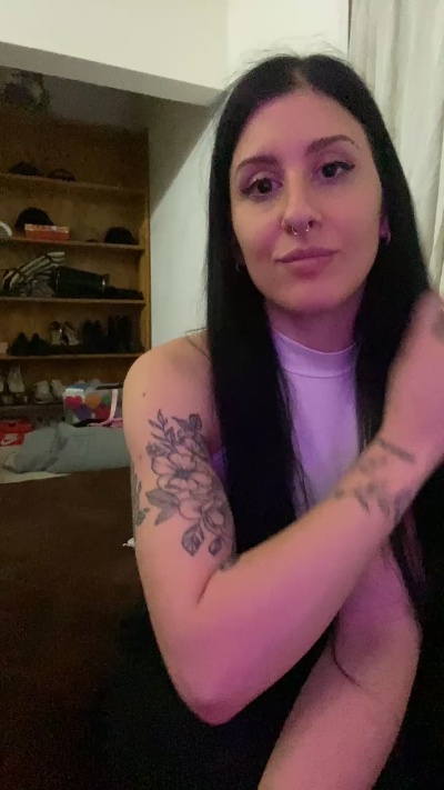 Crystaliabby live from Argentina