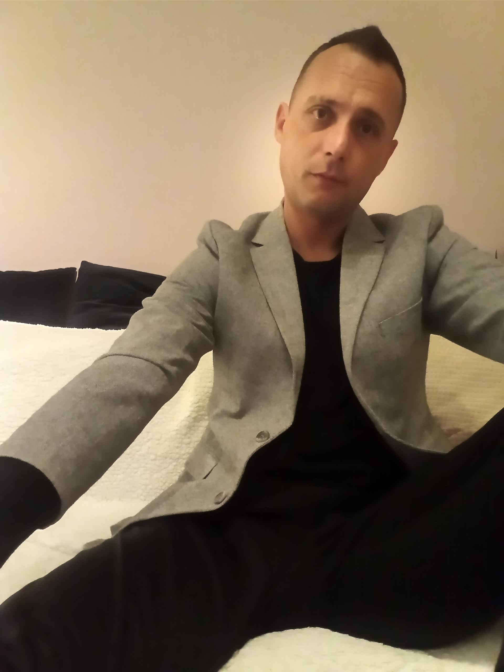 Dickyscorpio live from Poland