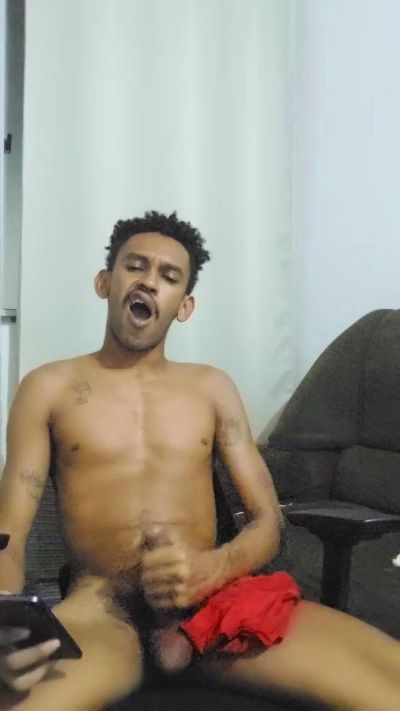 Felipecavalao live from Brazil