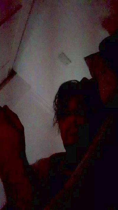 Fucktits7979 live from United Kingdom