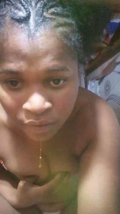 HOLDA208 live from Madagascar