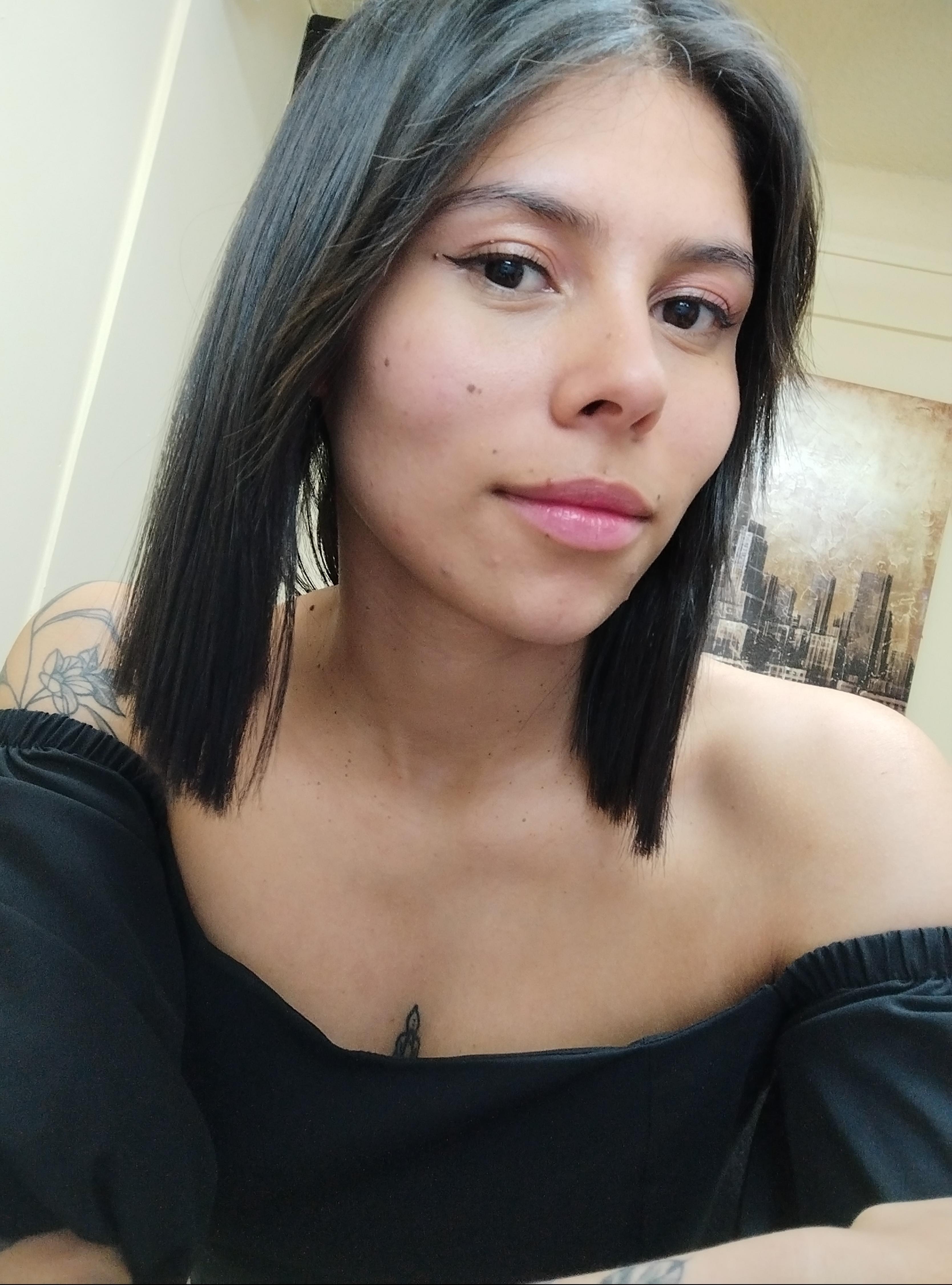 Hanaa_Sweet live from Colombia