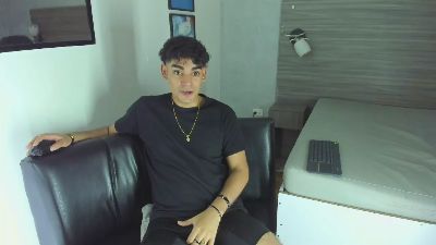 JayMiller live from Colombia