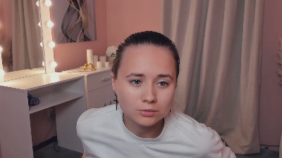 KelleeWitschi live from Poland