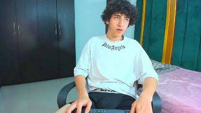 Kervs__ live from United States
