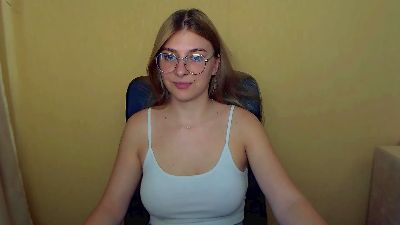 Luna_Lush_ live from Italy