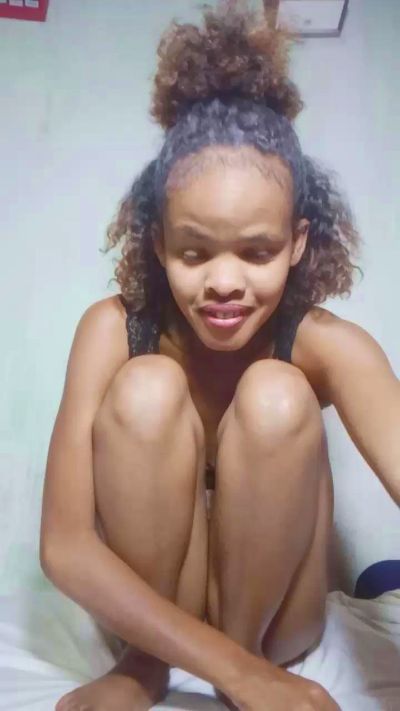 Maicah23 live from Madagascar