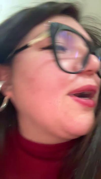 Meliixxx live from Chile