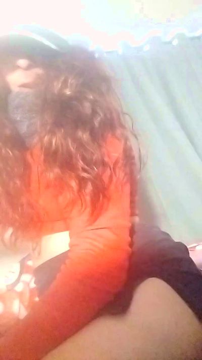 Miss_Ninacl live from Chile
