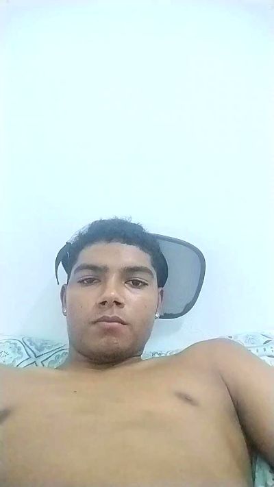 Morenogiga live from Brazil
