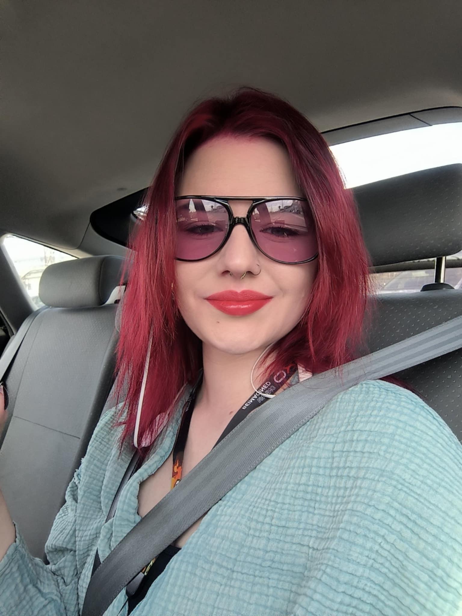 NathalieBody live from United States