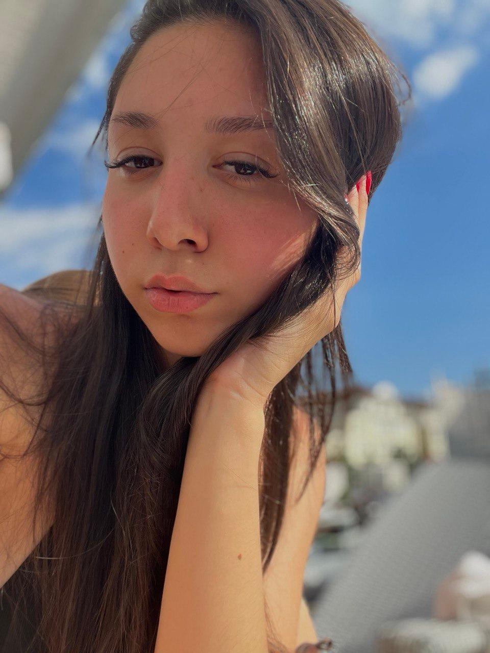 OdetteAllenson live from France