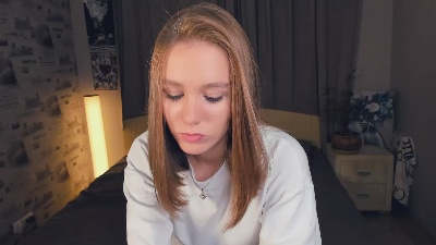 SuzyTempelton live from United States
