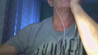 Uomo_1962 live from Italy