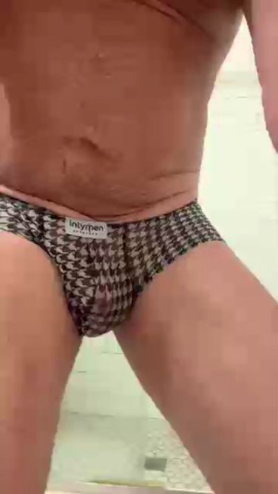 Watchme9_hot live from United States