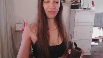 Yara_Queenn live from Argentina