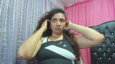 afrika_milf live from Colombia