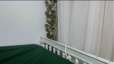 angelainparis live from Colombia