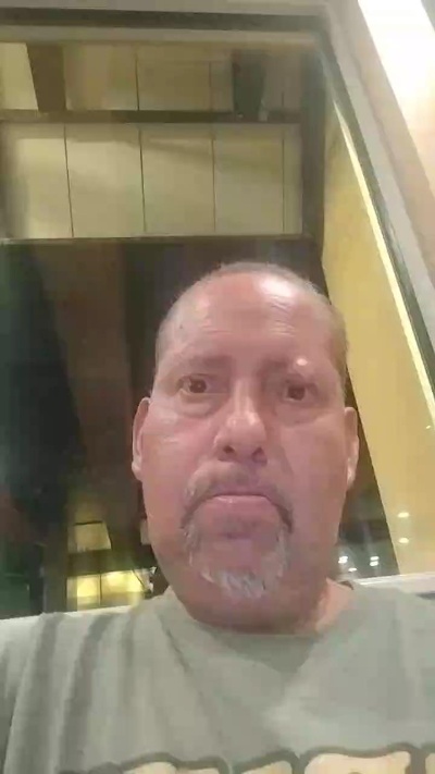 dav93001 live from United States