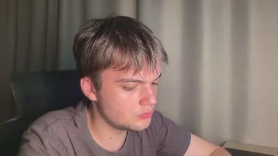 handerbolt1 live from Ukraine