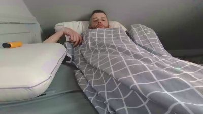 iwantcumallove3 live from United States