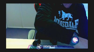 joergskin1 live from Germany