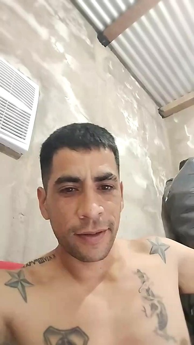 jonyx8 live from Argentina