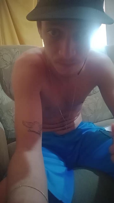 lucas7484 live from Brazil