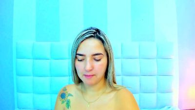 teresasroom_ live from Colombia