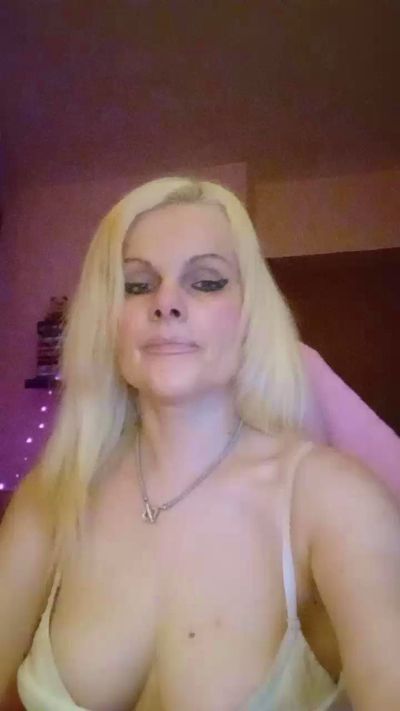 violette05 live from Italy